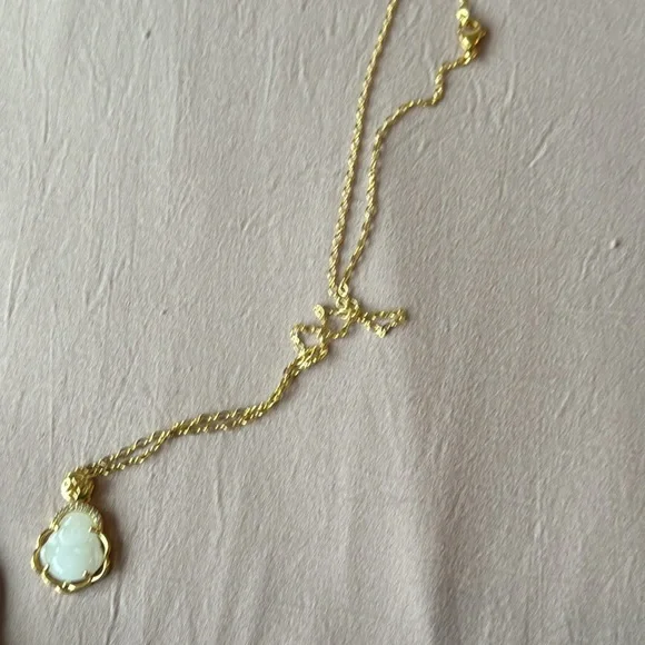 Gold Cloud Necklace - Picture 5 of 5